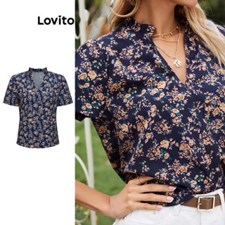 Lovito เสื้อเบลาส์ ลายดอกไม้ หรูหรา ขอบหยัก สำหรับผู้หญิง L59ED059 (สีน้ำเงินกรมท่า)