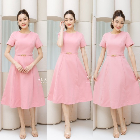 เดรสสีชมพูสวยหวาน มาพร้อมเข็มขัดหัวทองสุดหรู ผ้าหนามีซับใน ป้าย alicia (S-XL) #8114