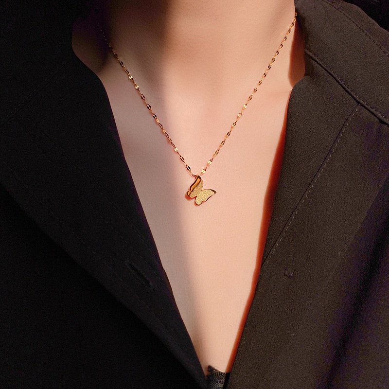Ht Influencer สร้อยคอโซ่ สเตนเลส ไทเทเนียม จี้ผีเสื้อ เรียบง่าย ไม่จางหาย สําหรับผู้หญิง
