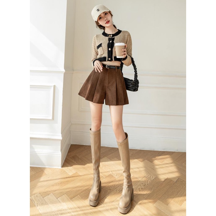 กางเกงขากว้างผู้หญิงขนาดใหญ่สีดำ เอวสูงสวมสาวอวบใส่ได้ กางเกงขาสั้นทรงเอลำลองผ้าลูกฟูก - รูปที่ 6