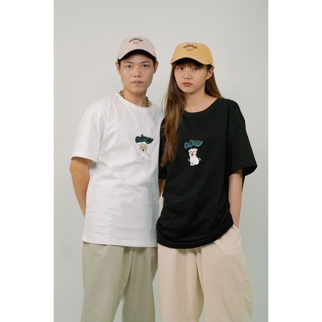 ยินดีต้อนรับ a • CuteBoy Shop • Cat Day Corduroy Collection • เสื้อยืด Premium Cotton 100% ลาย Cat D