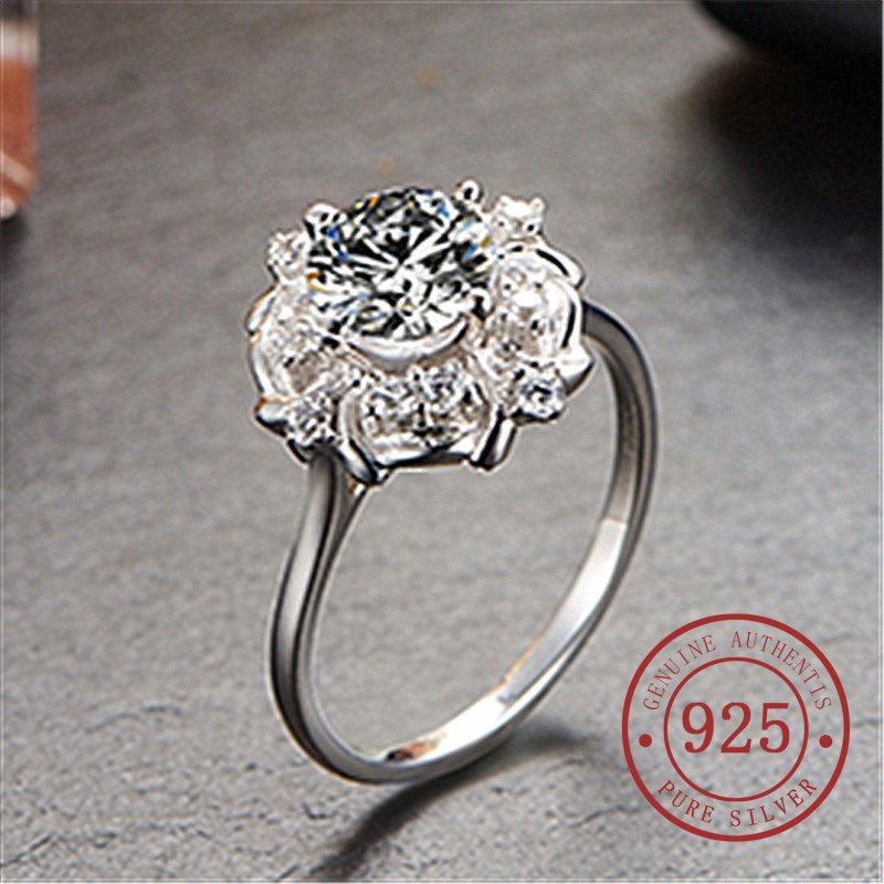 Elegant Crown กลีบ S925 เงิน Moissanite เปิดแหวน