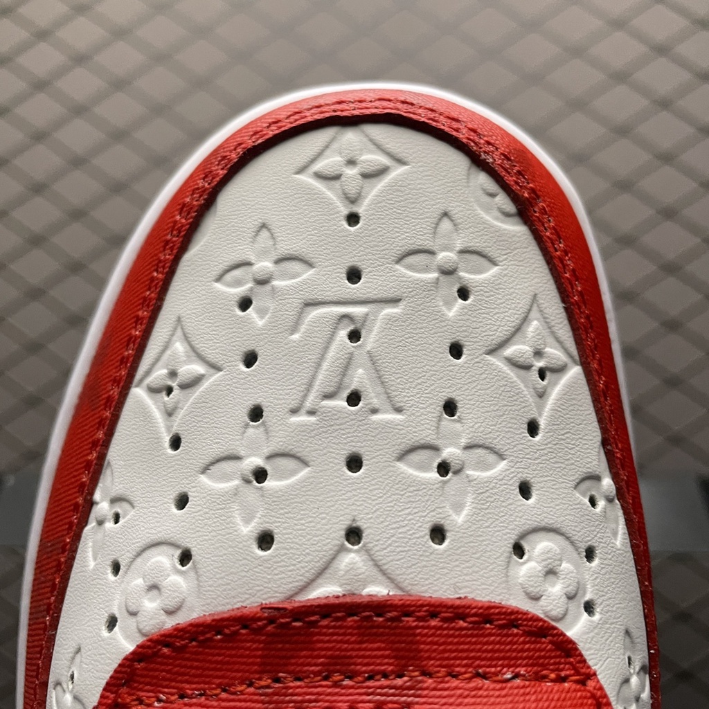 【OG Batch】AF1 Lv x Nike Air Force 1 ผ้าใบต่ำสำหรับสตรีและผู้ชายพร้อมกล่องสีแดงสีขาว รองเท้า Hot sal