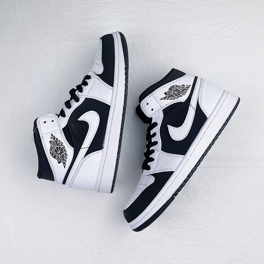 Nike Air Jordan 1 Mid Reverse Panda บาสเก็ตบอลทรงสูงผ้าใบลำลองสำหรับผู้ชายผู้หญิง รองเท้า true