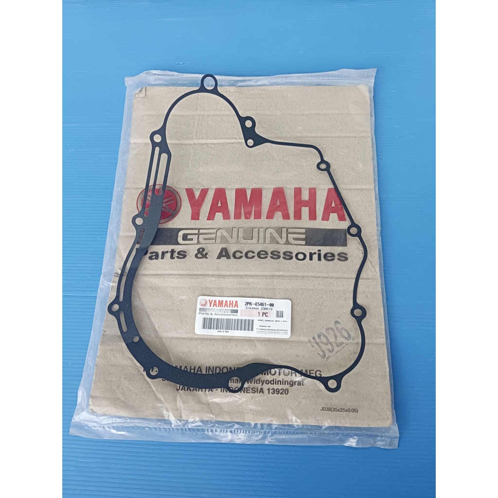 2PK-E5461-00ปะเก็นฝาครอบเครื่องด้านขวาแท้YAMAHA YZF,R15, M-slaz,EXCITER อะไหล่แท้ศูนย์YAMAHA()1ชิ้น