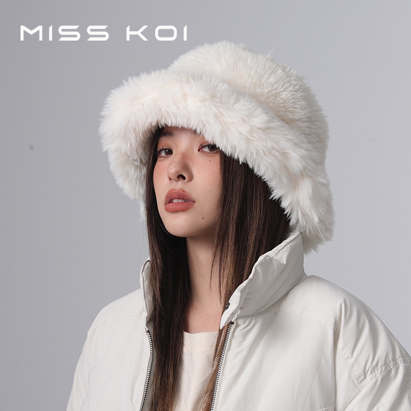 Misskoi [พร้อมส่ง] หมวกบักเก็ต ผ้ากํามะหยี่ขนนิ่ม แบบหนา หรูหรา สีพื้น ระดับไฮเอนด์ เหมาะกับฤดูหนาว สําหรับผู้หญิง