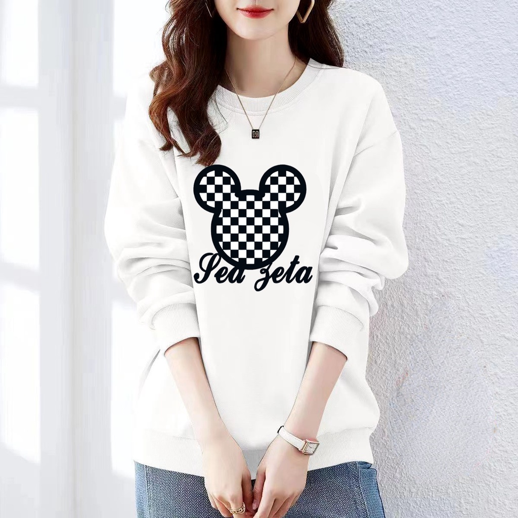 เสื้อกันหนาวแขนยาว คอกลม แบบสวมหัว ลายมิกกี้เมาส์ ทรงหลวม แฟชั่นสําหรับผู้หญิง