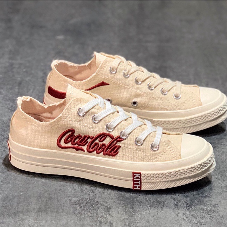 Kith X Coca-Cola x Converse Chuck 70 low-top casual sneakers off-white สบาย ๆ  รองเท้า new