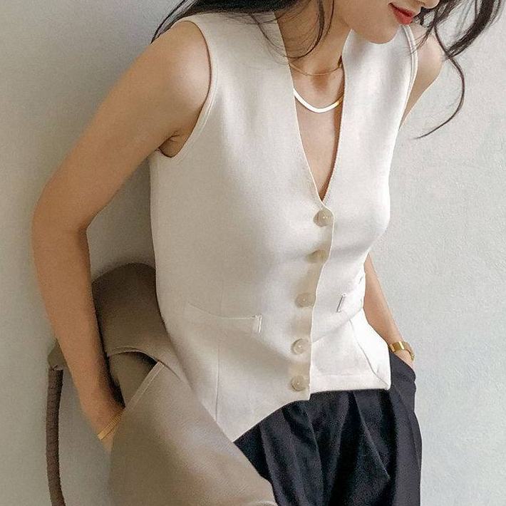 Vest women's French style suit fabric V-collar slim body casual folded vest woman