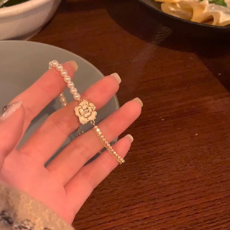 สร้อยข้อมือ จี้รูปดวงจันทร์ และดาว และดอกไม้ แบบเรียบง่าย แฟชั่นใหม่ สไตล์ญี่ปุ่น และเกาหลี