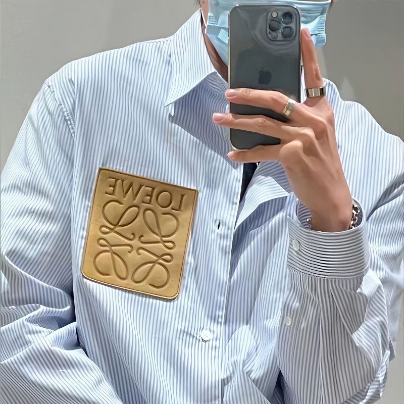 Loewe คุณภาพสูง 23SS คลาสสิกหน้าอกหนังป้าย LOGO กระเป๋าลายเสื้อเครื่องแบบสําหรับผู้ชายและผู้หญิง