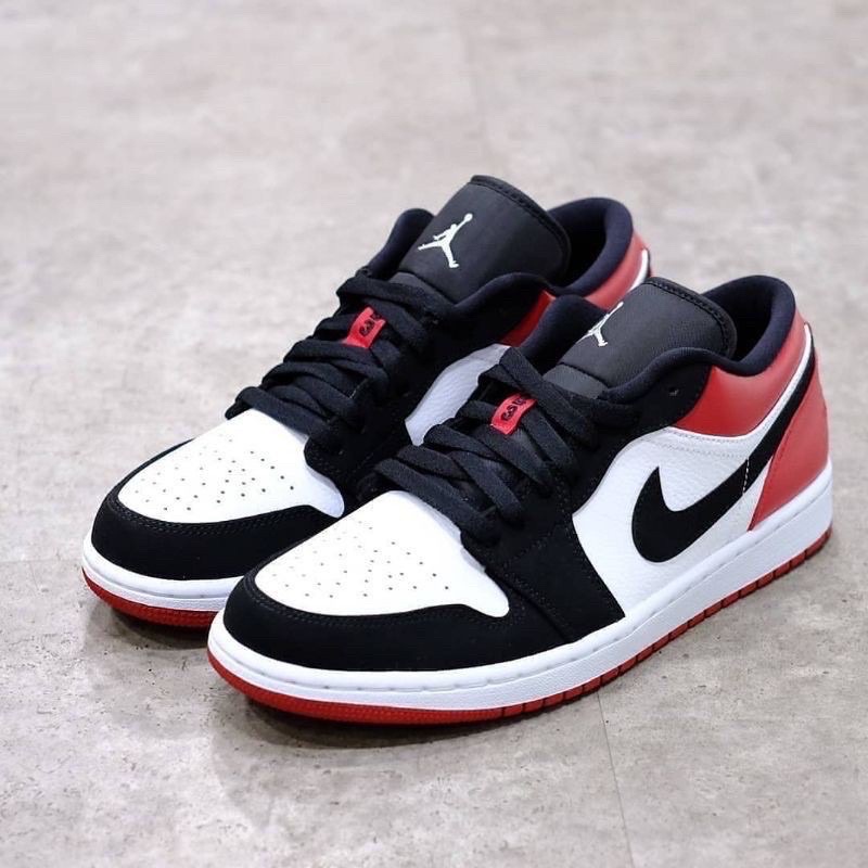 Nike Air Jordan 1 Low Black Toe (พร้อมกล่อง) รุ่นขายดี