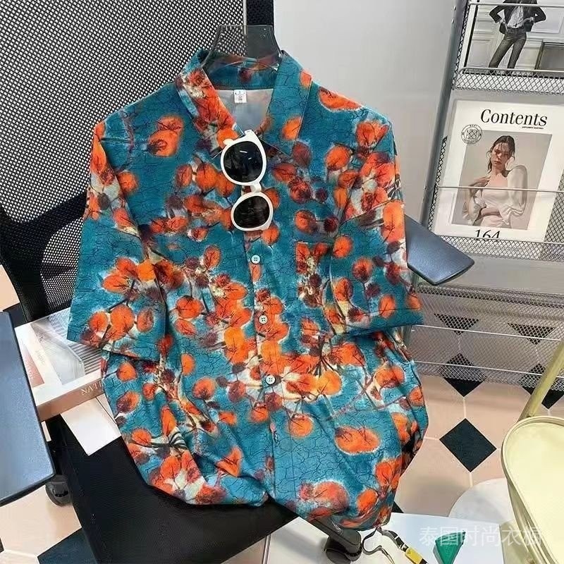 ใหม่ เสื้อเชิ้ตพิมพ์ลาย ยูนิเซ็กซ์ ประสิทธิภาพ ลายดอกไม้ วินเทจ เสื้อคอเหลี่ยม ผู้ชาย หลวม ทรงเข้ารู