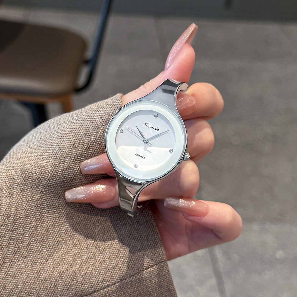 Kimio 6560 นาฬิกาข้อมือ ประดับพลอยเทียม สไตล์เรียบง่าย ไม่เป็นขุย สําหรับผู้หญิง (ฟรีกล่องนาฬิกาสวยหรู)