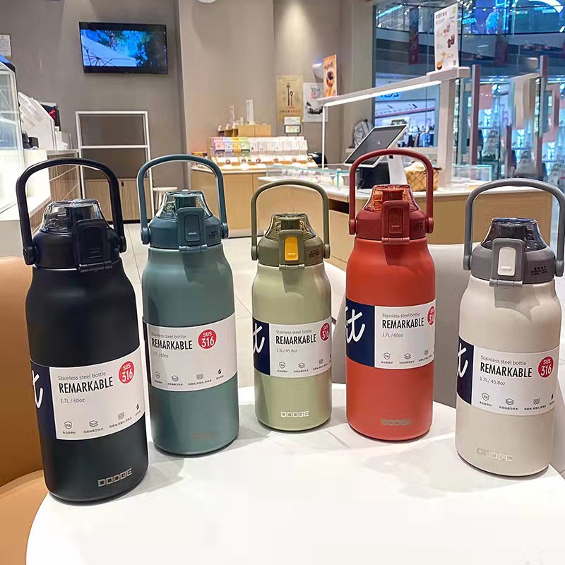 DODGE ขวดนำ้ 1.7L1.3L แท้งค์เก็บอุณหภูมิ สแตนเลส316 กระติกน้ำเก็บความร้อน ขวดน้ำเดินทางกลางแจ้ง