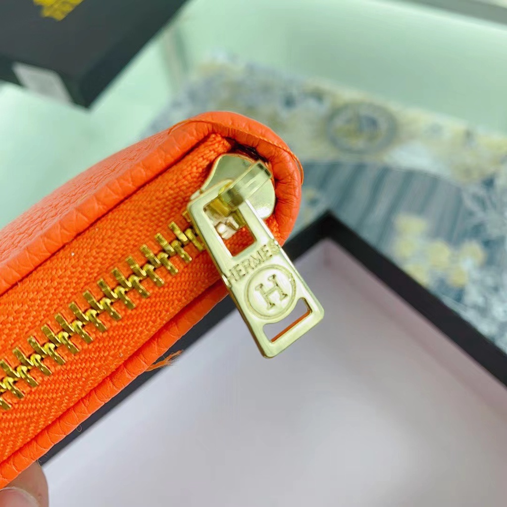 2024 ใหม่ในยุโรปและอเมริกาแฟชั่นซิปเดียวกระเป๋าสตางค์สั้นกระเป๋าถือพร้อมกล่อง - รูปที่ 5