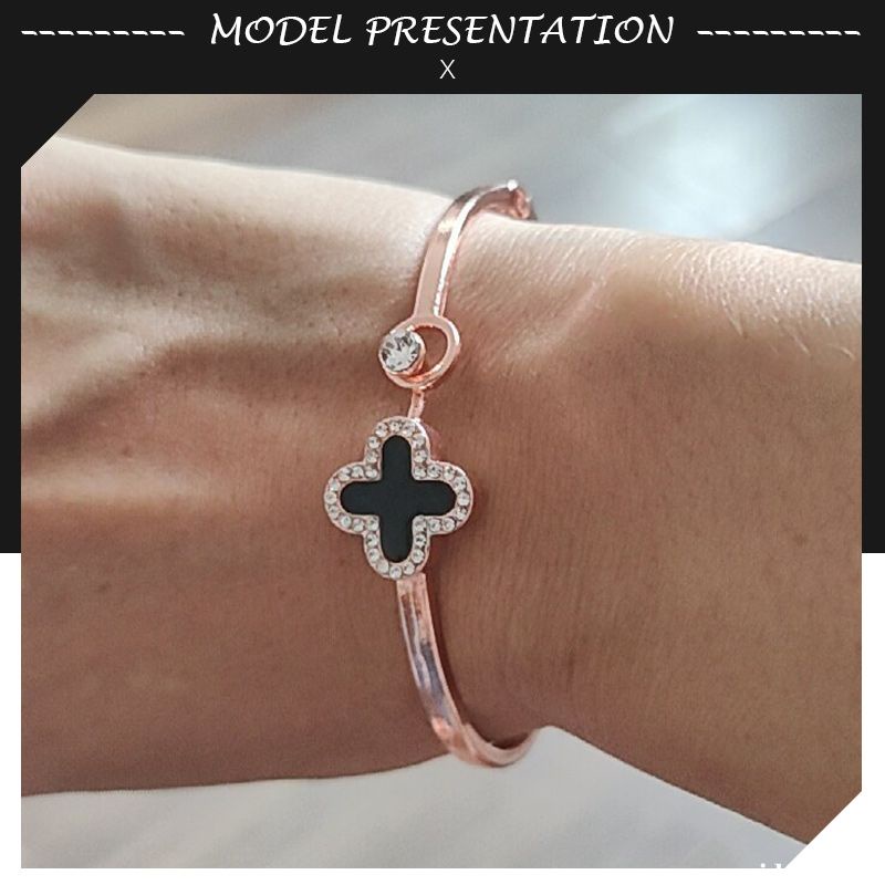 เครื่องประดับ สร้อยข้อมือ กําไลข้อมือ สเตนเลส ชุบทอง 18k รูปใบโคลเวอร์ เหมาะกับของขวัญ สไตล์เกาหลี สําหรับผู้หญิง