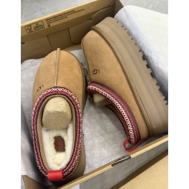 Ugg TAZZ Tasman Women & apos รองเท้าแตะเกาลัด Suede เหนือ US