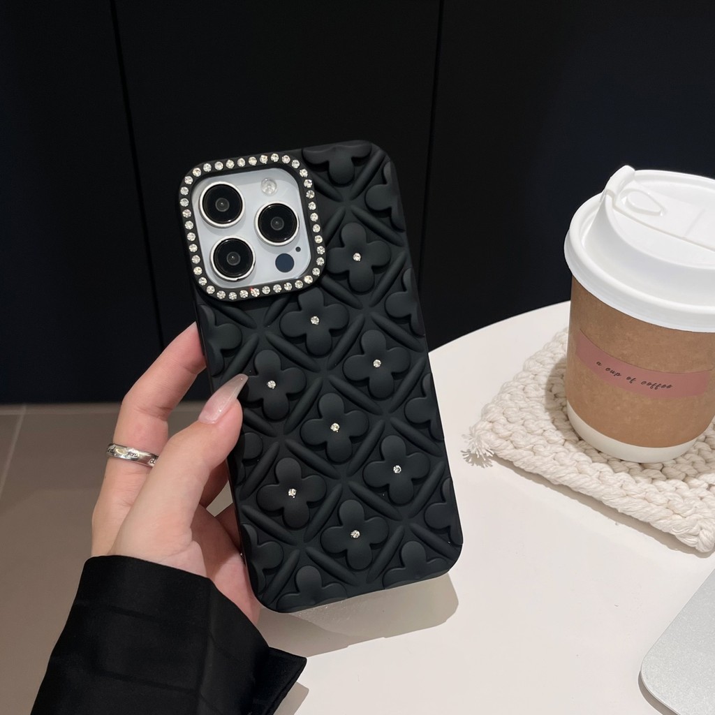 Fuel Injection Flower Dot Diamond Protective Case iPhone 16 Pro Max/15/14 Pro/13/12/11 รวมทุกอย่างเคสโทรศัพท์กันกระแทก