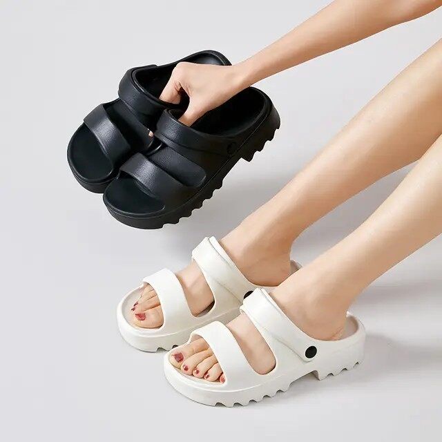 Triple X รองเท้าสายคาดรุ่นใหม่ 2024 สีแคนดี้ พื้นสูง 4CM เบามาก ใส่สบาย พร้อมส่งจาก กทม สวมใส่สบาย ทนต่อการสึกหรอ
