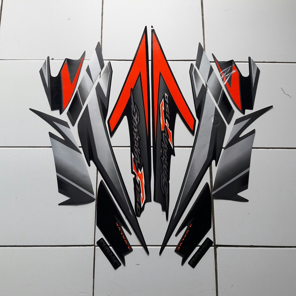 แถบมอเตอร์ไซค์ / สติ๊กเกอร์ suzuki Satria Fu 150 2007 สีดํา