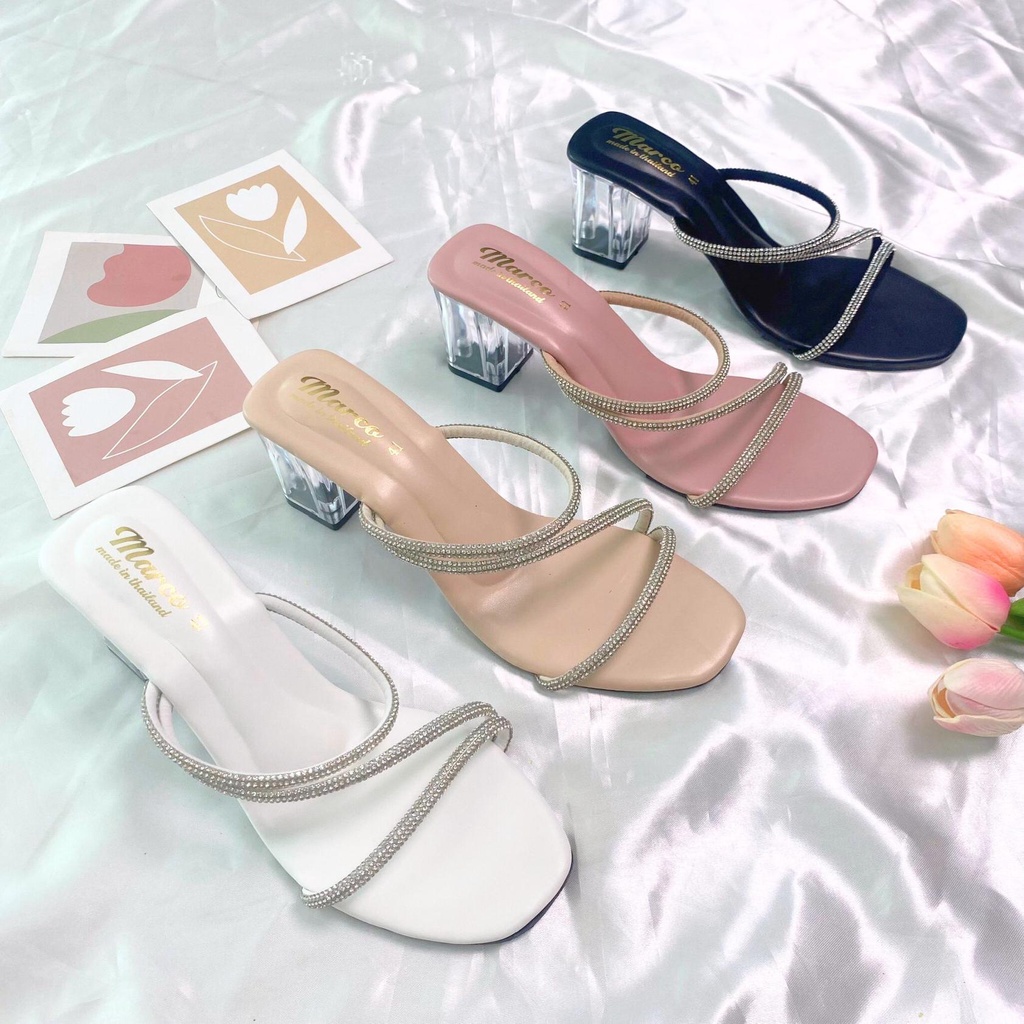 รองเท้าแฟชั่นไซส์ใหญ่ แบรนด์ Marco รุ่น B1032 คาดเพชร 3เส้น ไซส์ 36-45