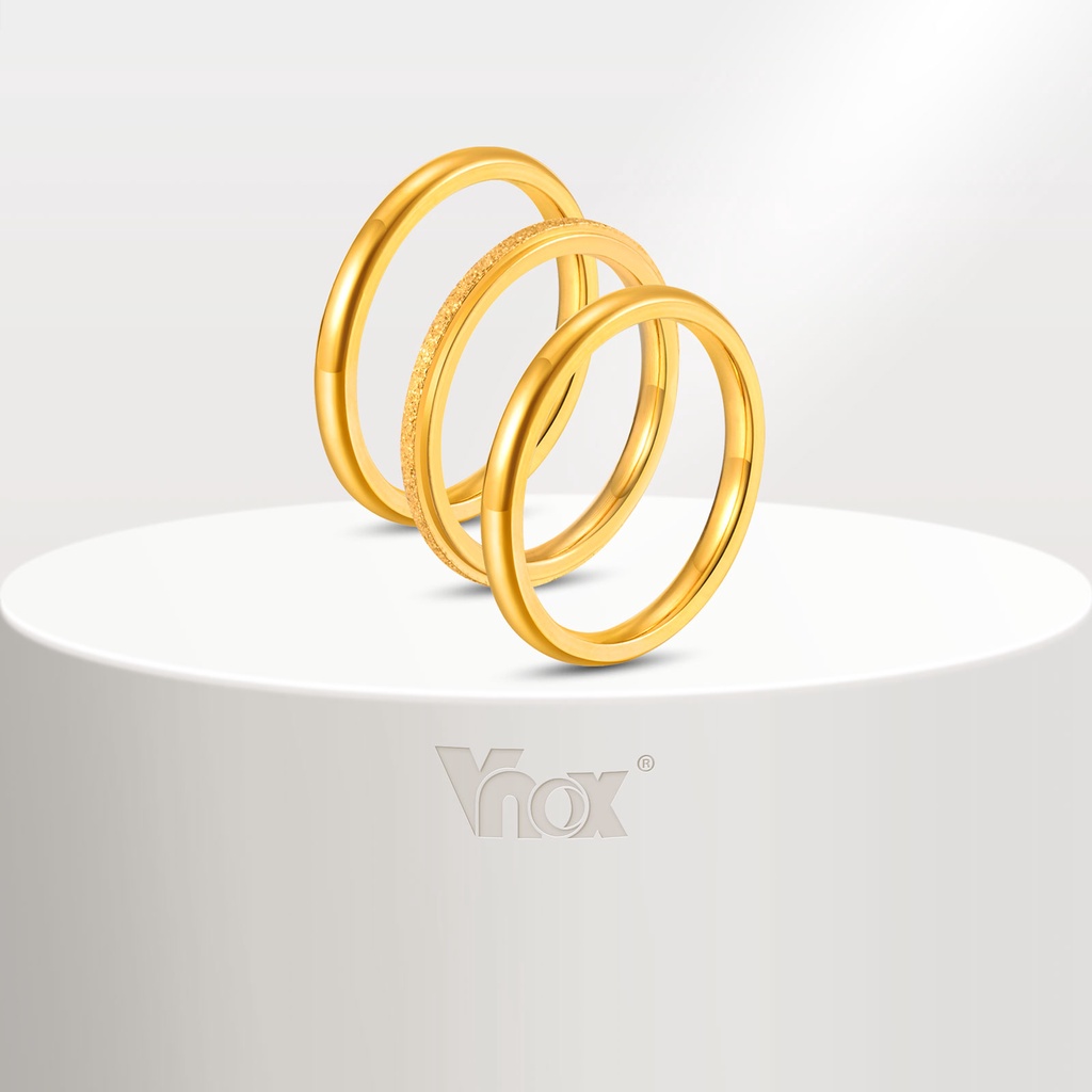 Vnox ชุดแหวนสเตนเลส 18K เนื้อแมตต์ สามชิ้น สีทอง 2 มม. ของขวัญเครื่องประดับ สําหรับผู้หญิง ผู้ชาย