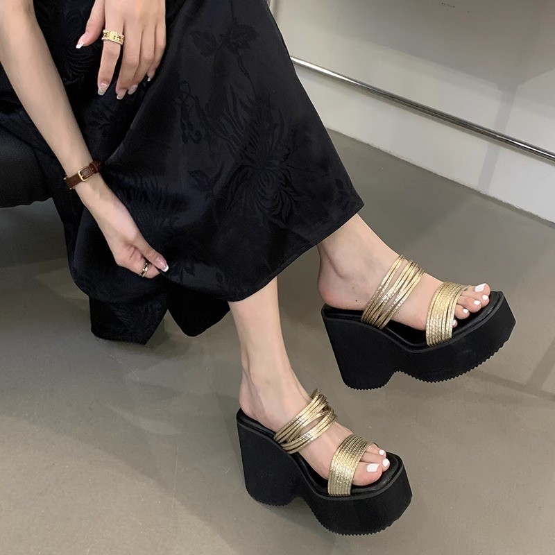 สแควร์ Toe Wedge Heel รองเท้าแตะไม่เหนื่อยเท้าแพลตฟอร์มส้นรองเท้าแตะเงินผู้หญิงฤดูร้อนสวมใส่ด้านนอกสบายหนา Soled ยาว Flip @-
