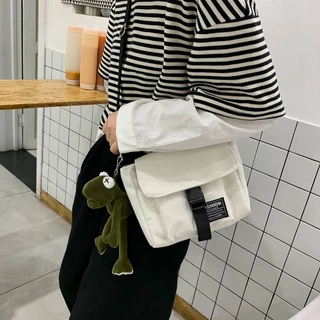 【พร้อมส่ง】miss bag fashion กระเป๋าสะพายข้าง ผ้าแคนวาส รุ่น D-1515