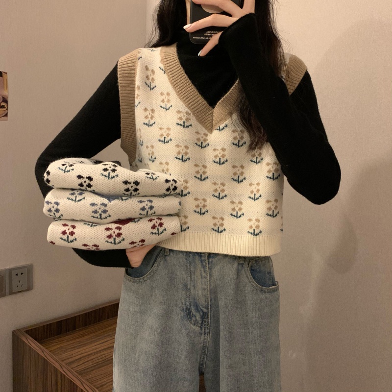 DODO*แฟชั่นใหม่พร้อมส่ง!! เสื้อกั๊กไหมพรมเกาหลี คอวี ผ้าถัก ลายวินเทจ แฟชั่นทันสมัย(23165)