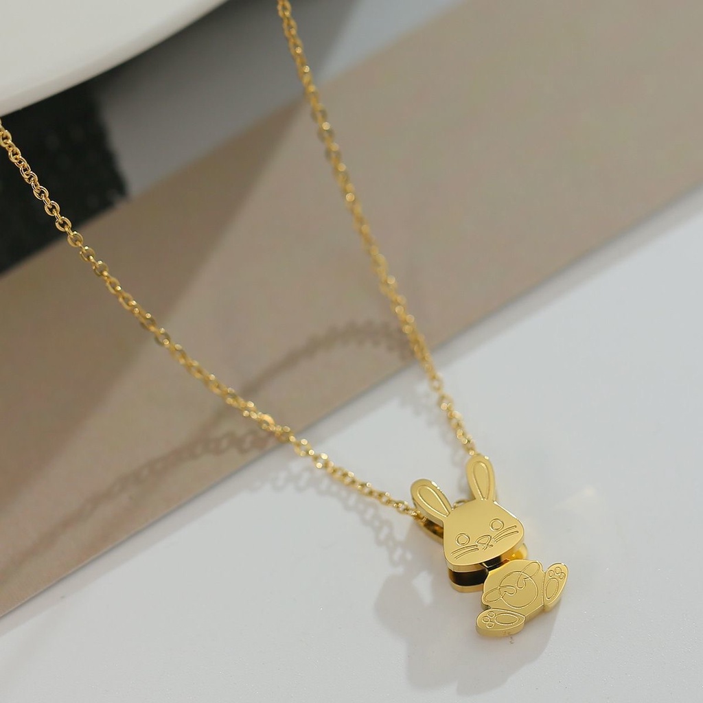 Ht สร้อยคอ สเตนเลส ทอง 18K จี้การ์ตูนกระต่ายน่ารัก เรียบง่าย ไม่จางหาย เครื่องประดับ สําหรับผู้หญิง