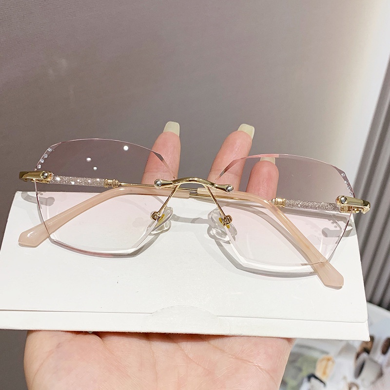 +100 ~ + 300 แว่นตาอ่านหนังสือ ไร้ขอบ เพชร สําหรับผู้หญิง เลนส์สีชมพู โปรเกรสซีฟ ป้องกันแสงสีฟ้า แว่นตาอ่านหนังสือ สายตายาว แว่นตา แว่นตา เกรด