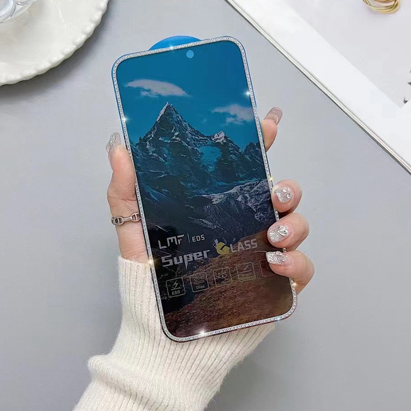 ฟิล์มกระจกนิรภัยกันรอยหน้าจอ เรืองแสง ประดับเพชร หรูหรา สําหรับ iPhone 12 12Pro 13 13Pro Max 15 15Pro 14 14Pro Max 15+ 14+ - รูปที่ 2