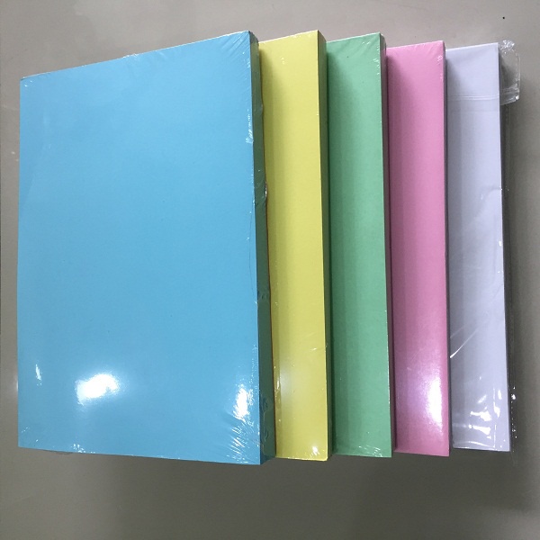 ปกสี A4 / A4 ปกสีไทย DL 180gsm (1 ซ้อน 100 แผ่น)