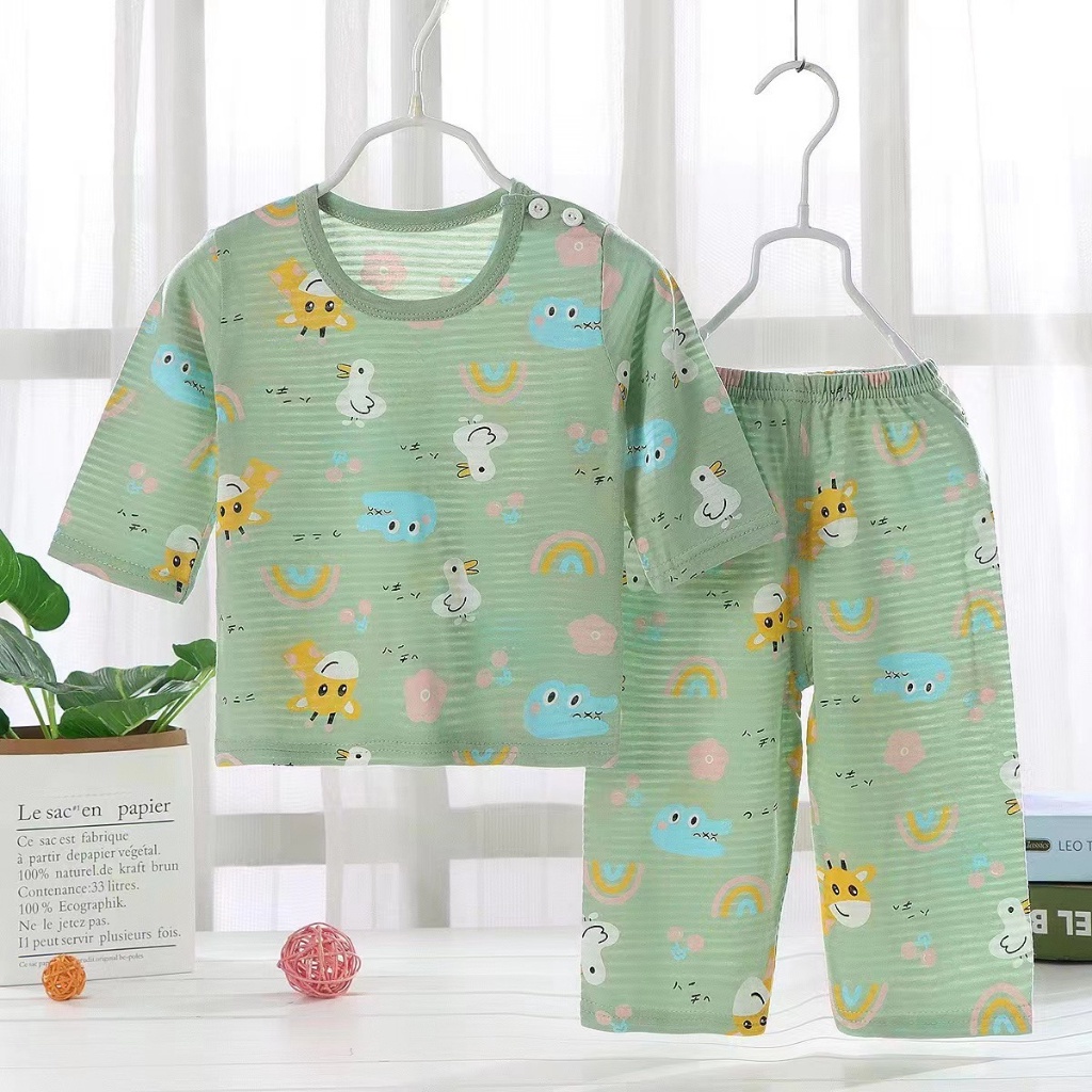 ชุดนอนเด็กผ้าฝ้าย เซ็ต 2ชิ้น เสื้อแขนสั้น+กางเกงขาสั้น  พิมพ์ลายการ์ตูน น่ารักมาก เย็นๆ ใส่สบาย