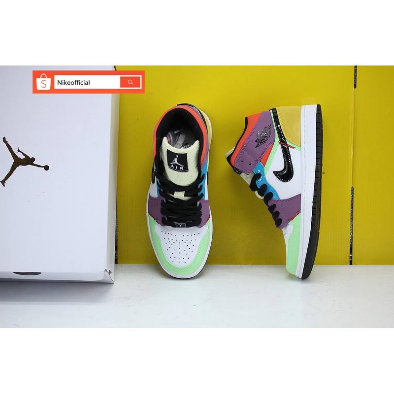 Nike Air Jordan 1 MID SE Lightbulb ผ้าใบหลากสีสำหรับผู้ชายและผู้หญิงของแท้ รองเท้า free shipping
