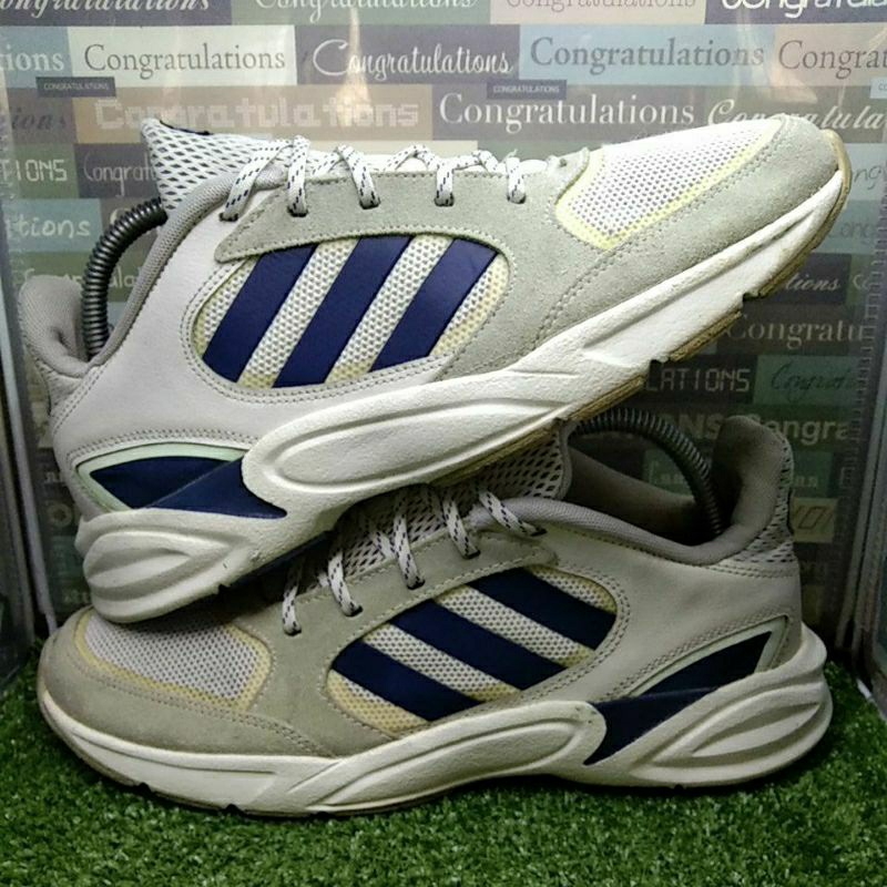 รองเท้า ADIDAS 90S VALASION BUNDLE (7 UK)