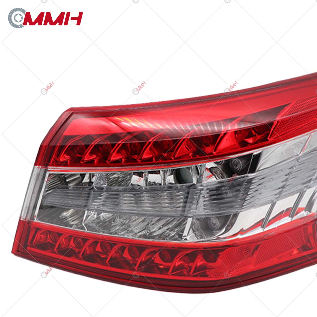 Nissan Sylphy ไฟท้าย 2012-2015 เสื้อ​ไฟท้าย ไฟท้าย​แต่ง ไฟท้ายไฟเบรค​ ไฟเลี้ยว Taillamp Taillight ไฟท้าย​ พร้อมทับทิม ไฟท้ายกันชนหลังสําหรับ​ ทับทิมในฝาท้ายไฟท้าย ไฟเบรก ไฟสัญญาณเตือน - รูปที่ 2