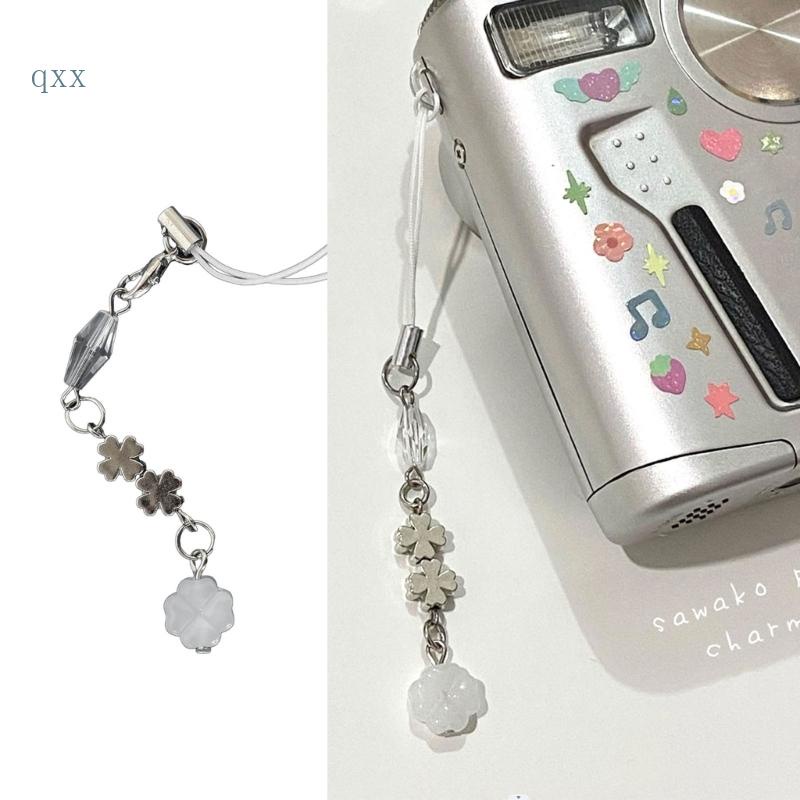 Ch*【พร้อมส่ง】จี้คริสตัล รูปใบไม้สี่ใบ แฮนด์เมด หรูหรา สําหรับห้อยโทรศัพท์มือถือ