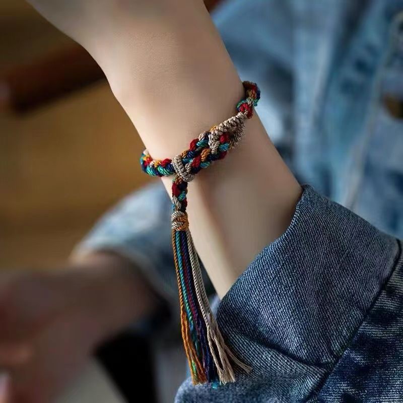 สร้อยข้อมือหลากสีทอมือสไตล์ทิเบต พู่เชือกถัก สไตล์ชาติพันธุ์ ของขวัญวันหยุดคู่