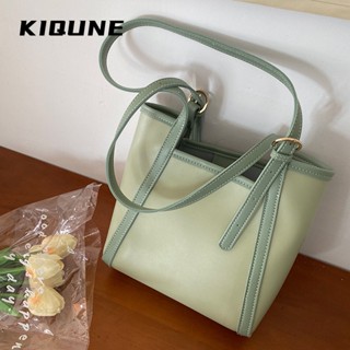 KIQUNE  กระเป๋าผู้หญิงสะพายข้าง กระเป๋าสะพาย ข้าง 2023 NEW   Stylish สวยงาม Trendy สไตล์เกาหลี GDJ2390JC5 37Z230910