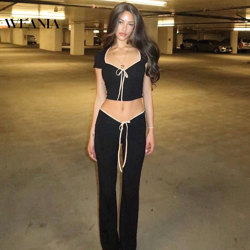 (สต็อกท้องถิ่น) Weania เสื้อยืด คอสี่เหลี่ยม แขนสั้น และกางเกงเอวต่ํา ผ้ายืด เซ็กซี่ สําหรับผู้หญิง 2 ชิ้น