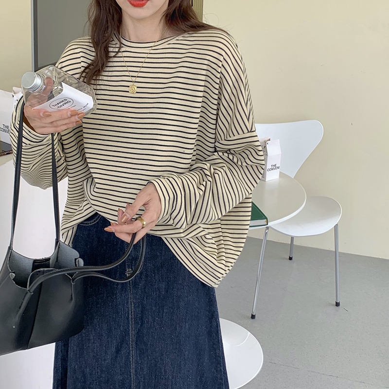 เสื้อยืดคอกลม แขนยาว ลายทาง ทรงหลวม ขนาดใหญ่ สไตล์เกาหลี แฟชั่นฤดูใบไม้ร่วง สําหรับผู้หญิง