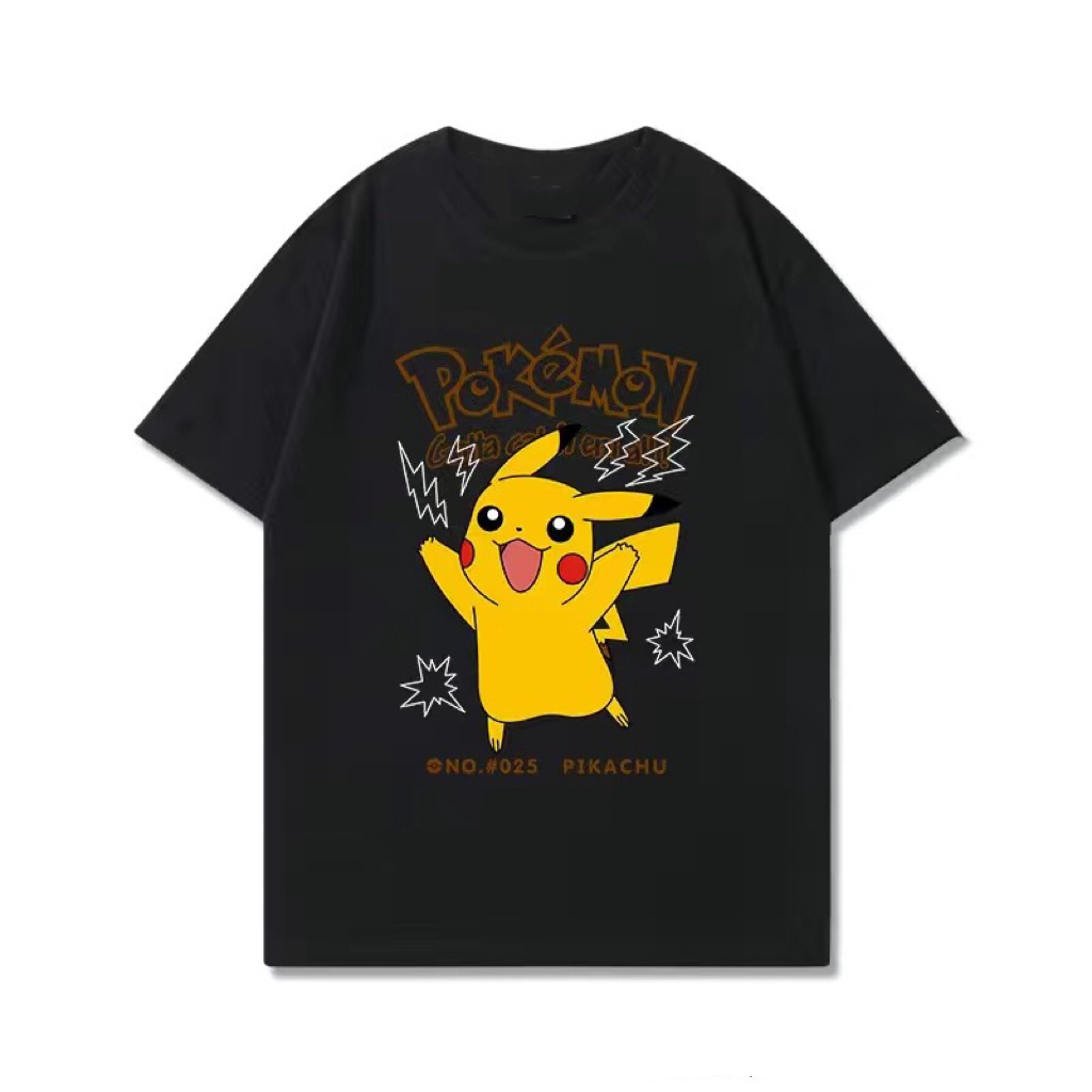 หล่อ เสื้อยืดพิมพ์ลาย Pikachu น่ารัก Pokemon ผ้าฝ้ายแท้แขนสั้นสำหรับผู้ชายและผู้หญิง Unisex