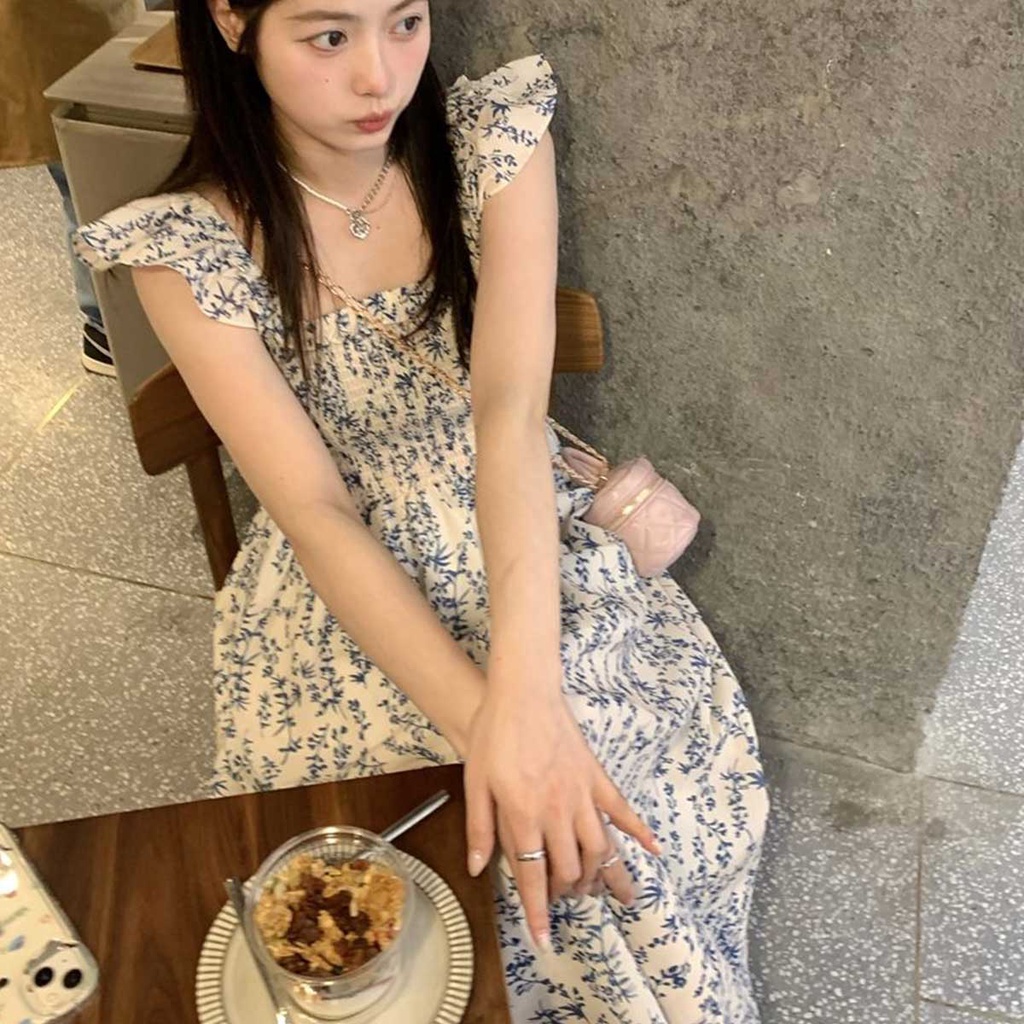 ชุดเดรสแขนกุดสำหรับฤดูร้อนนี้ทำจากผ้าฝ้ายคอตตอน เนื้อผ้ายืดเบานุ่มระบายอากาศ