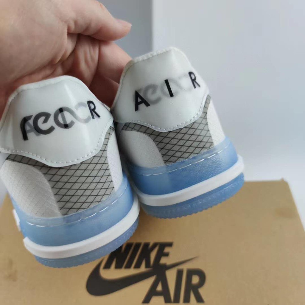 nike [สต็อก] พร้อมส่ง Nike Air 1 React QS AF1 Bone White Ice Blue 3M รองเท้าสะท้อนแสง Air Force One