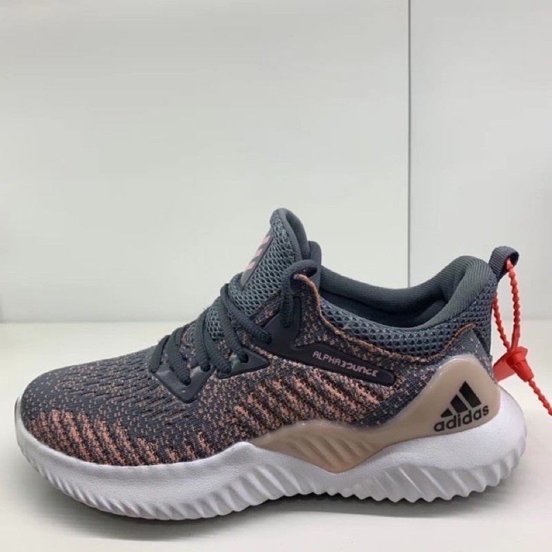 สินค้าในสต็อก
 พร้อมส่ง รองเท้า Adidas Alpha Bounce Beyond Ultra Boost รองเท้าวิ่ง Leisure