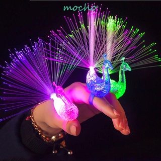 Mocho แหวนสวมนิ้วมือ รูปนกยูง มีไฟ LED เรืองแสง สุ่มสี 1 ชิ้น