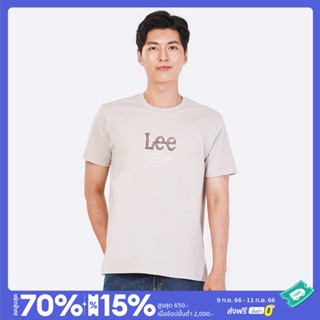 [S-5XL]LEE เสื้อยืดแขนสั้นผู้ชาย ทรง REGULAR รุ่น LE S423MTSSS22 สีเบจ