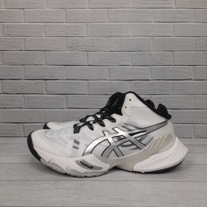 Asics GelHoop V14 "สีขาว สีเงิน สีดํา" รองเท้า